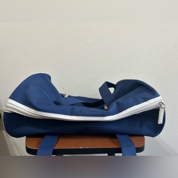 Tommy Bahama Set Sail St Barts Duffle Gym Carry On Travel Bag Navy Blue Rope - Picture 5 of 10